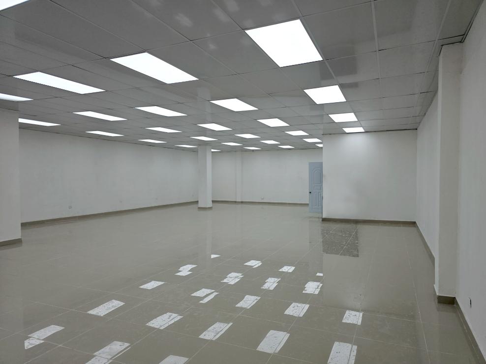 Local comercial en avenida 27 de Febrero